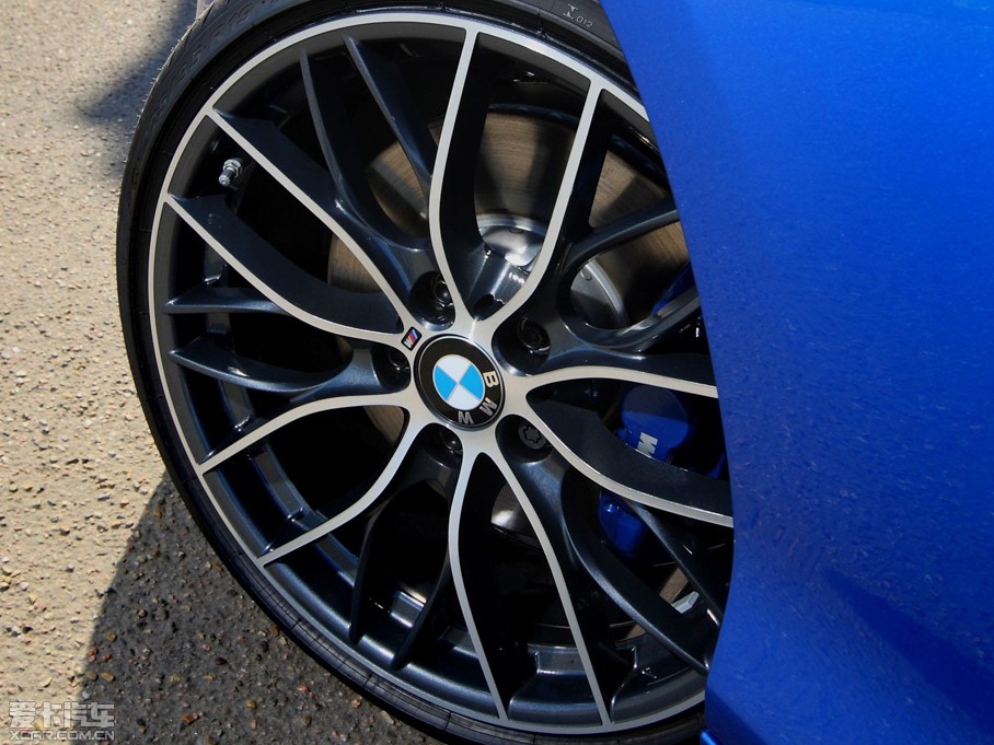 2014R2ϵpT M235i Track Edition