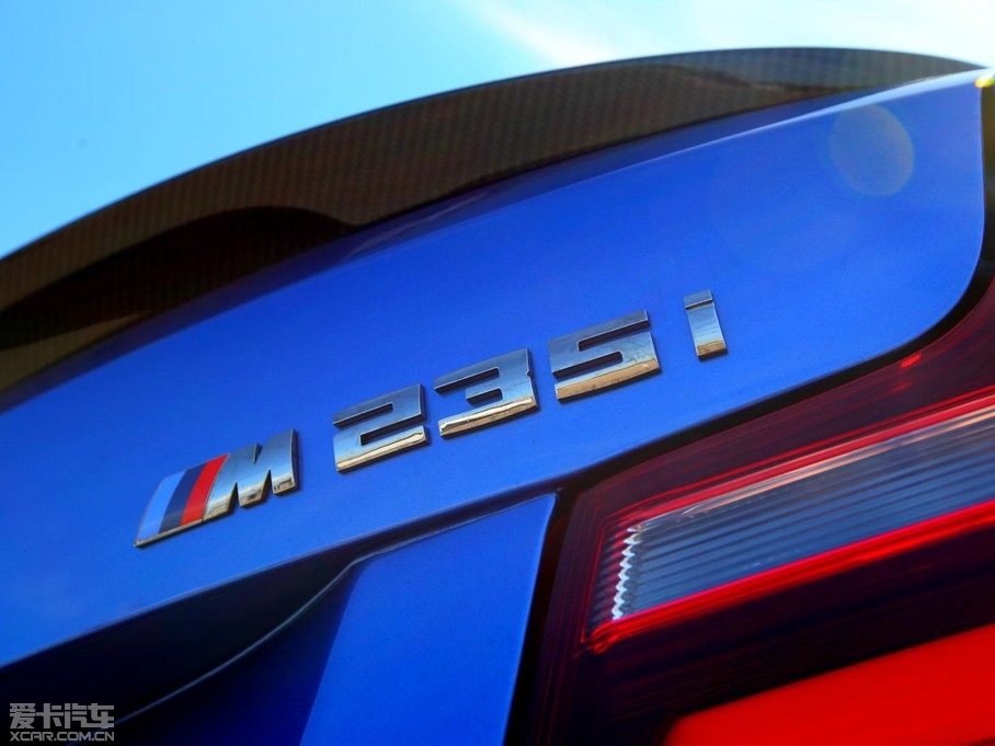 2014R2ϵpT M235i Track Edition