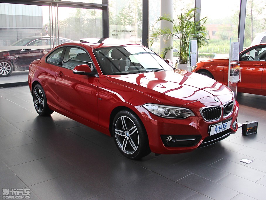 2014R2ϵpT 220i \OӋb