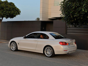 2014款428i 运动设计套装型 整体外观