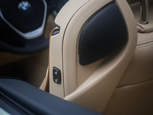 2014款428i 豪华设计套装型 空间座椅
