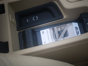 2014款428i 豪华设计套装型 空间座椅