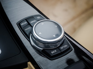 2014款428i 豪华设计套装型 中控区