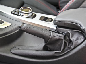 2014款435i 运动设计套装型 驻车制动器
