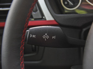 2014款435i 运动设计套装型 中控区