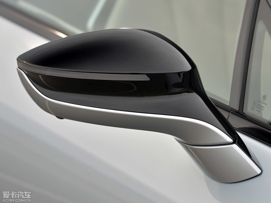 2014Ri8 (bio)(zhn)