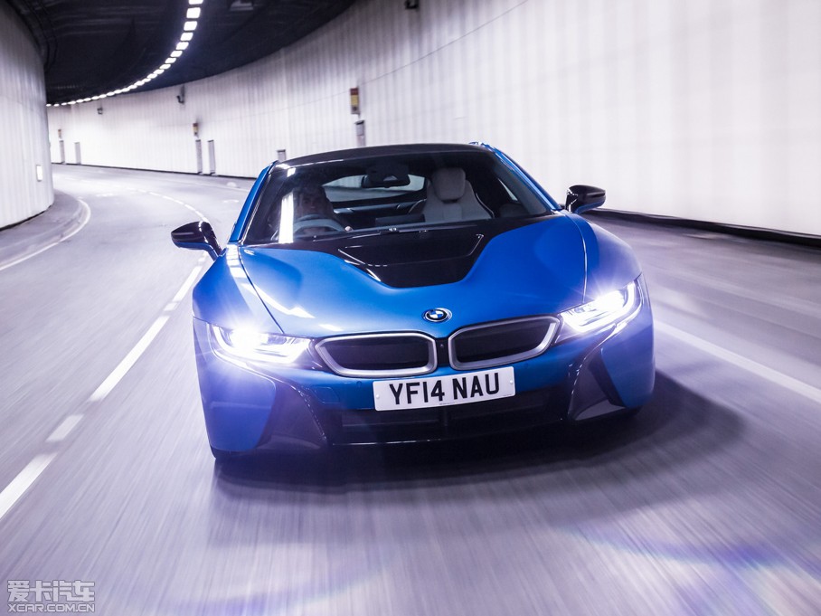 2014Ri8 Coupe (UK-Version)