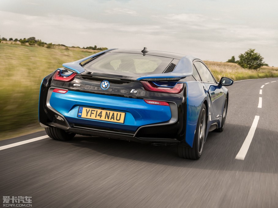 2014Ri8 Coupe (UK-Version)