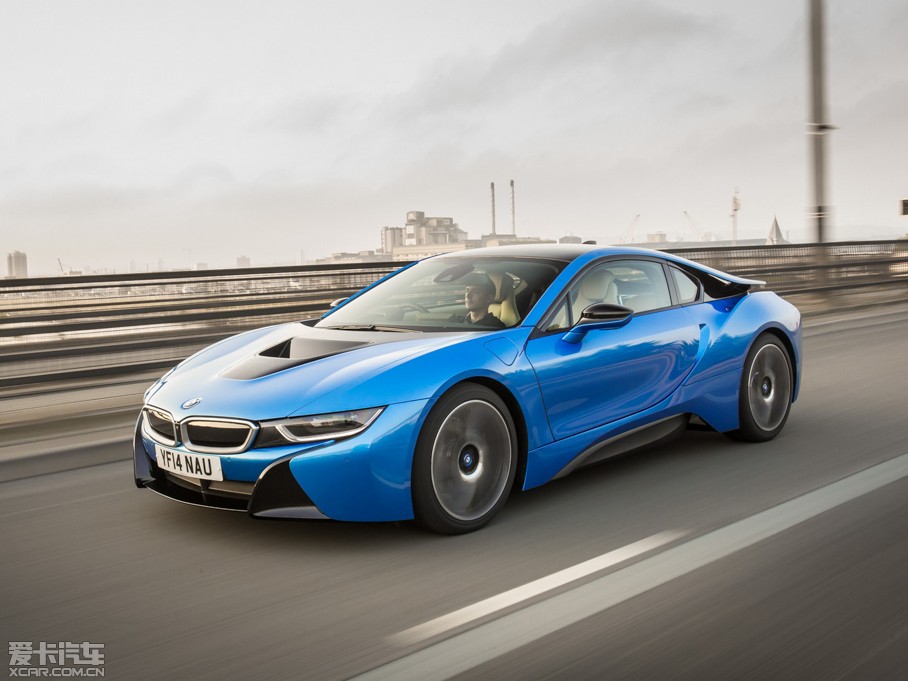 2014i8 Coupe (UK-Version)