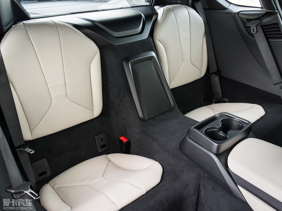 2014Ri8 Coupe (UK-Version)