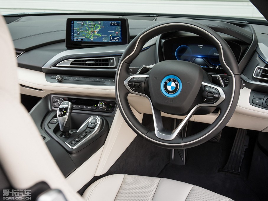 2014Ri8 Coupe (UK-Version)