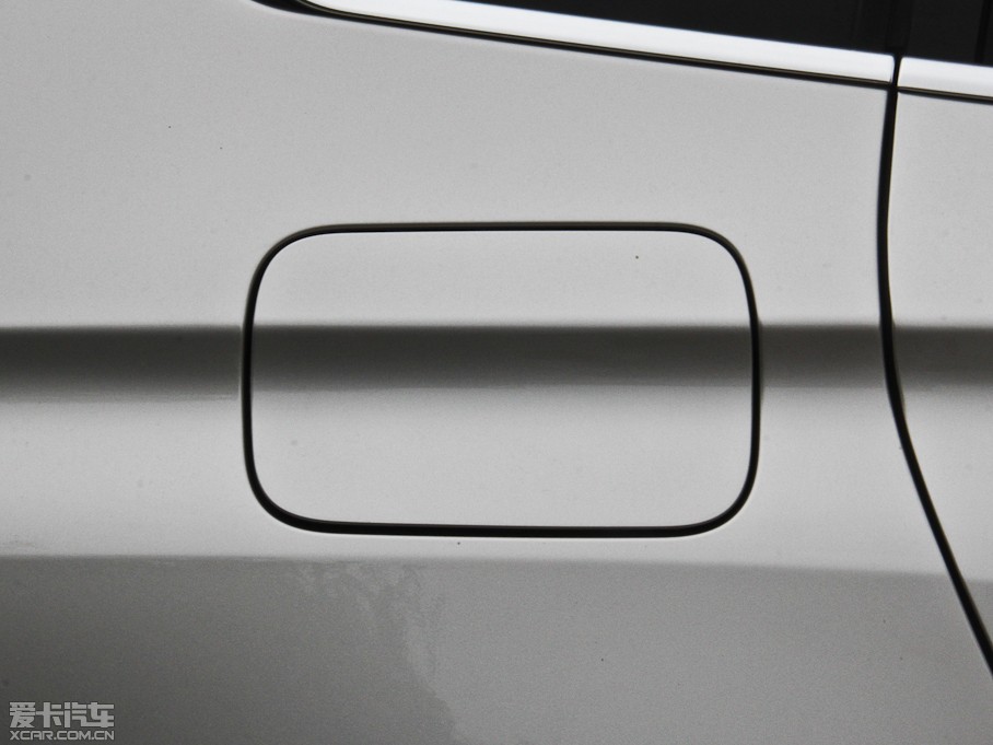 2014RX3Mڣ xDrive28i XOӋb