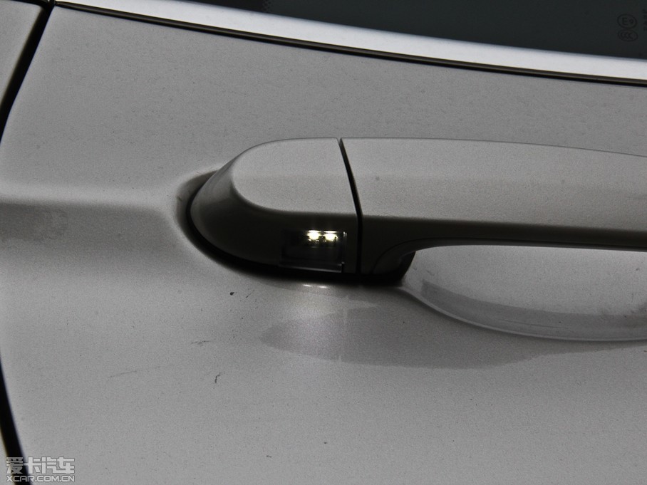 2014RX3Mڣ xDrive28i XOӋb