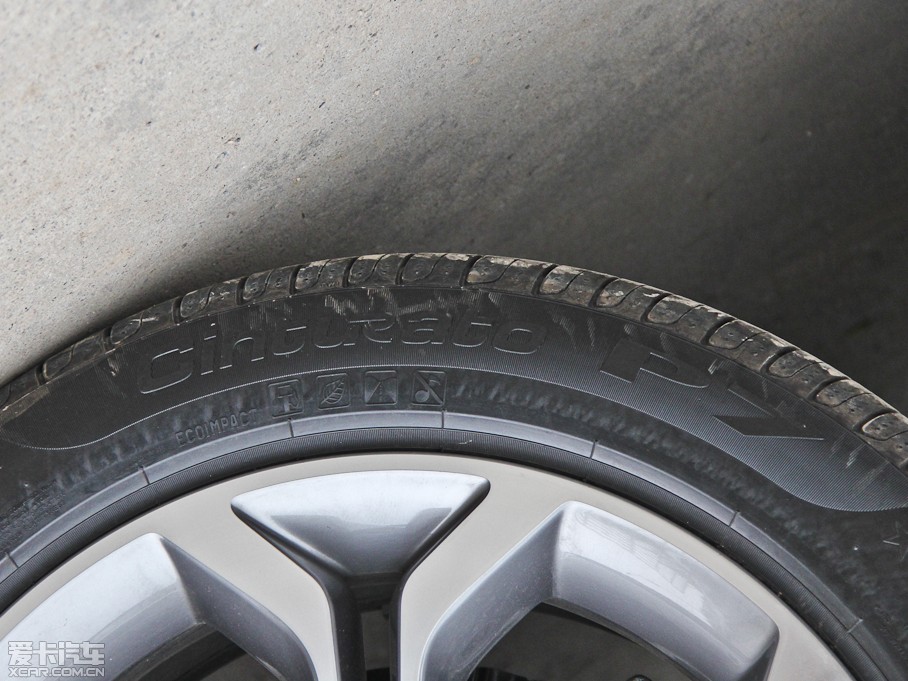 2014RX3Mڣ xDrive28i XOӋb