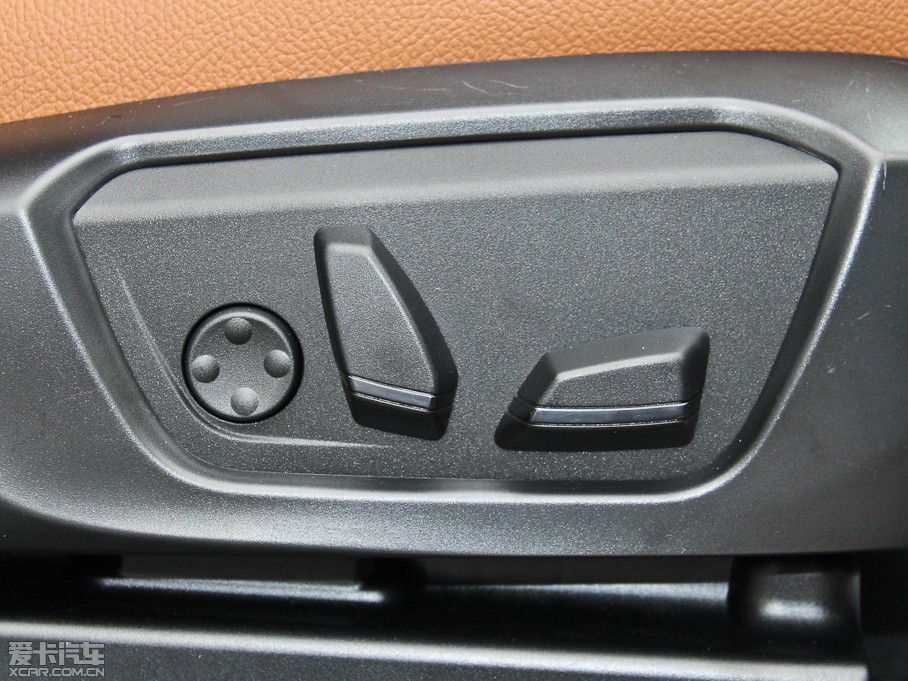 2014RX3Mڣ xDrive28i XOӋb