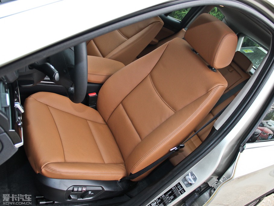 2014RX3Mڣ xDrive28i XOӋb