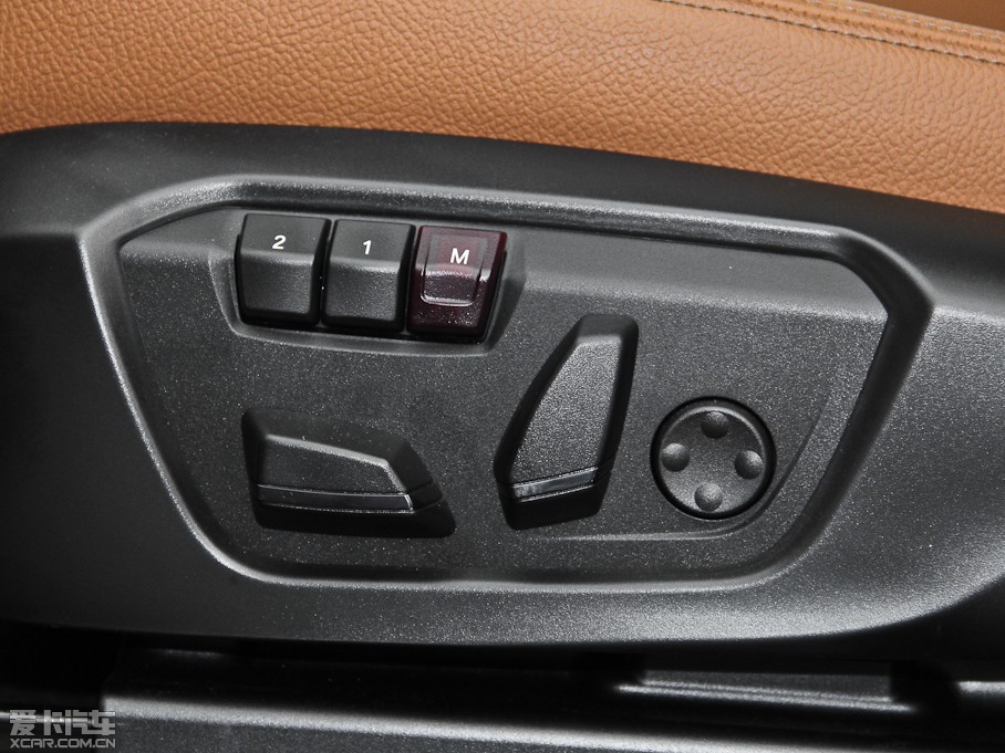 2014RX3Mڣ xDrive28i XOӋb