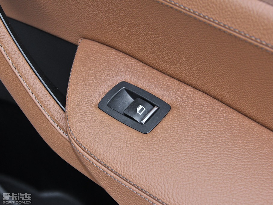 2014RX3Mڣ xDrive28i XOӋb