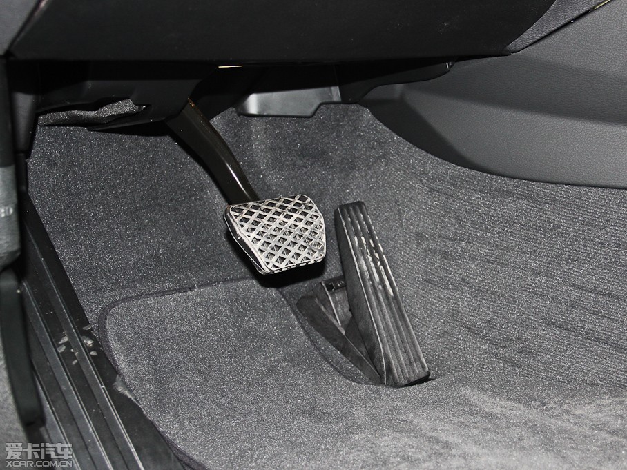 2014RX3Mڣ xDrive28i XOӋb