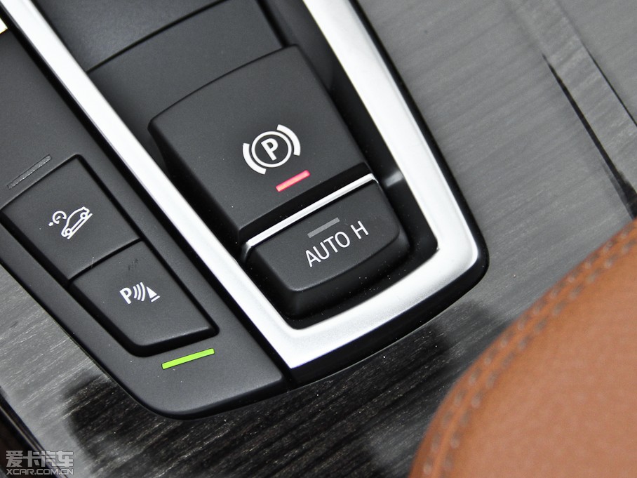 2014RX3Mڣ xDrive28i XOӋb