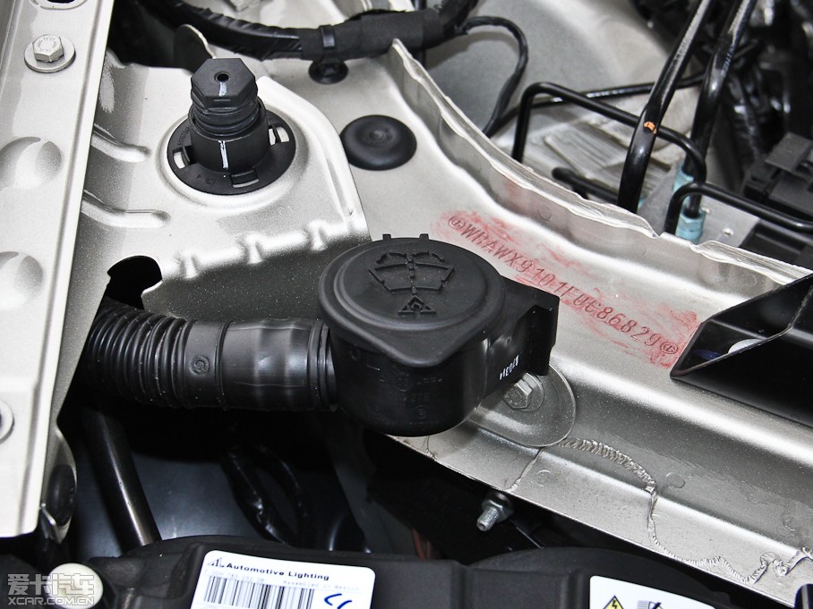 2014RX3Mڣ xDrive28i XOӋb