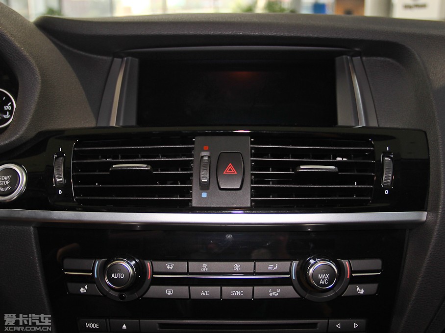 2014RX3Mڣ xDrive20i XOӋb