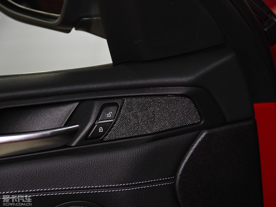 2014RX3Mڣ xDrive20i XOӋb