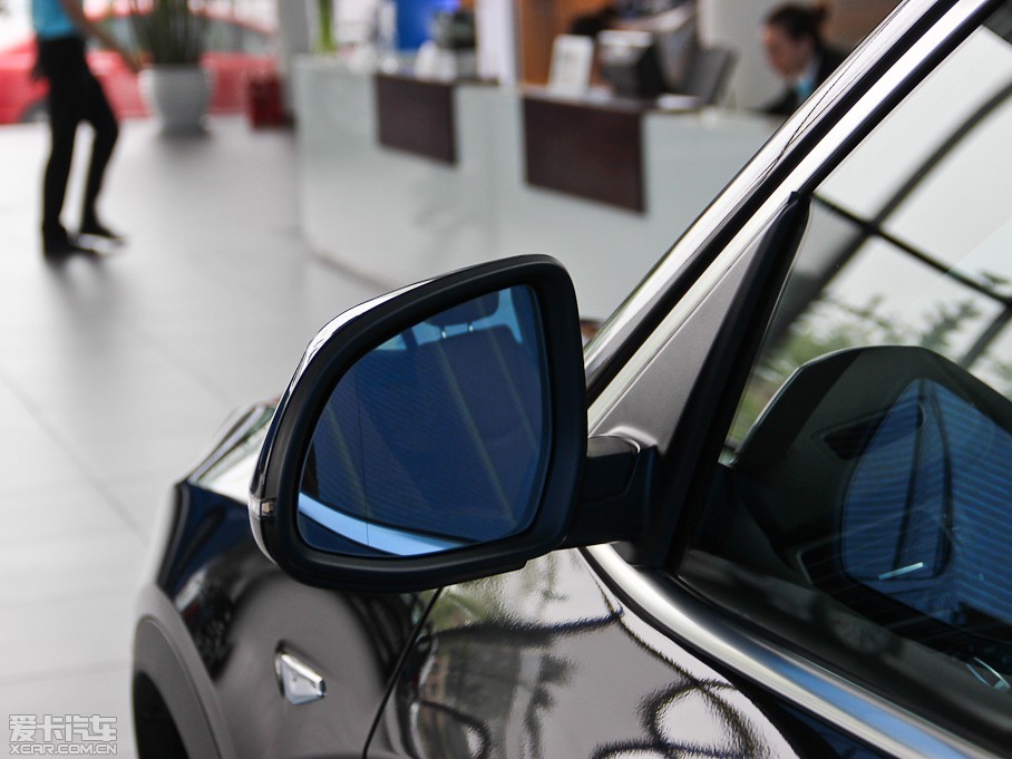 2014RX3Mڣ xDrive20i I