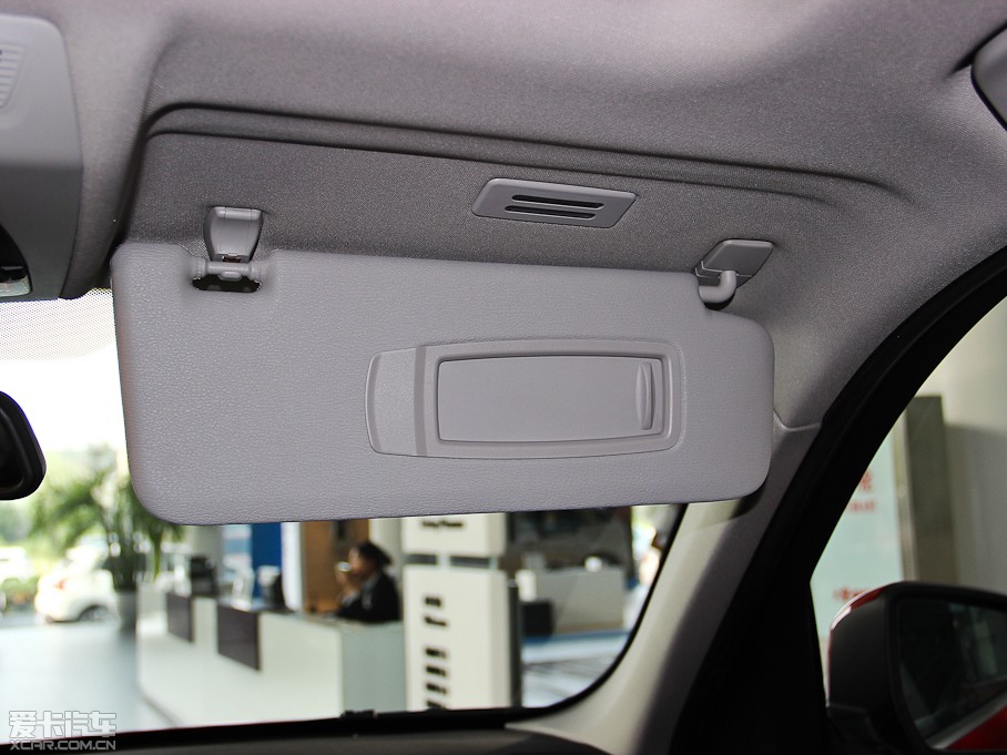 2014RX3Mڣ xDrive20i XOӋb