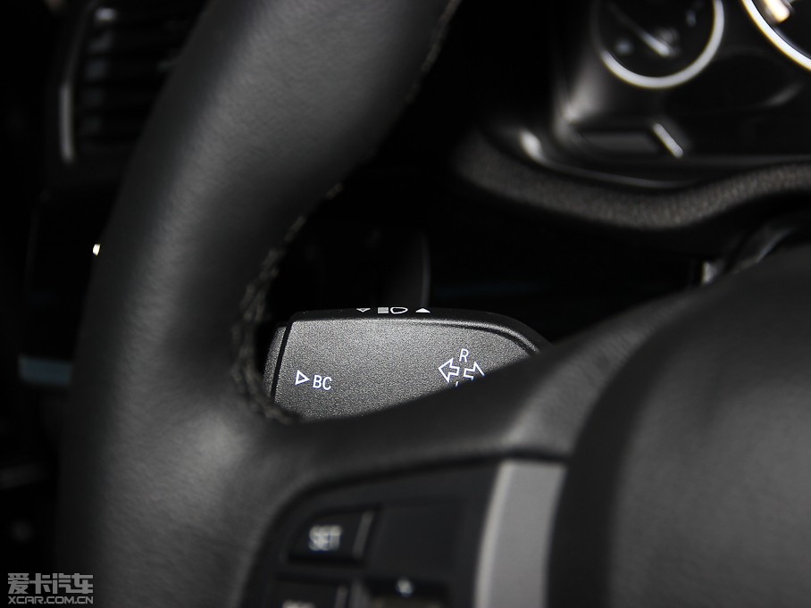 2014RX3Mڣ xDrive20i I