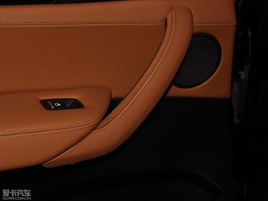 2014RX3Mڣ xDrive20i I