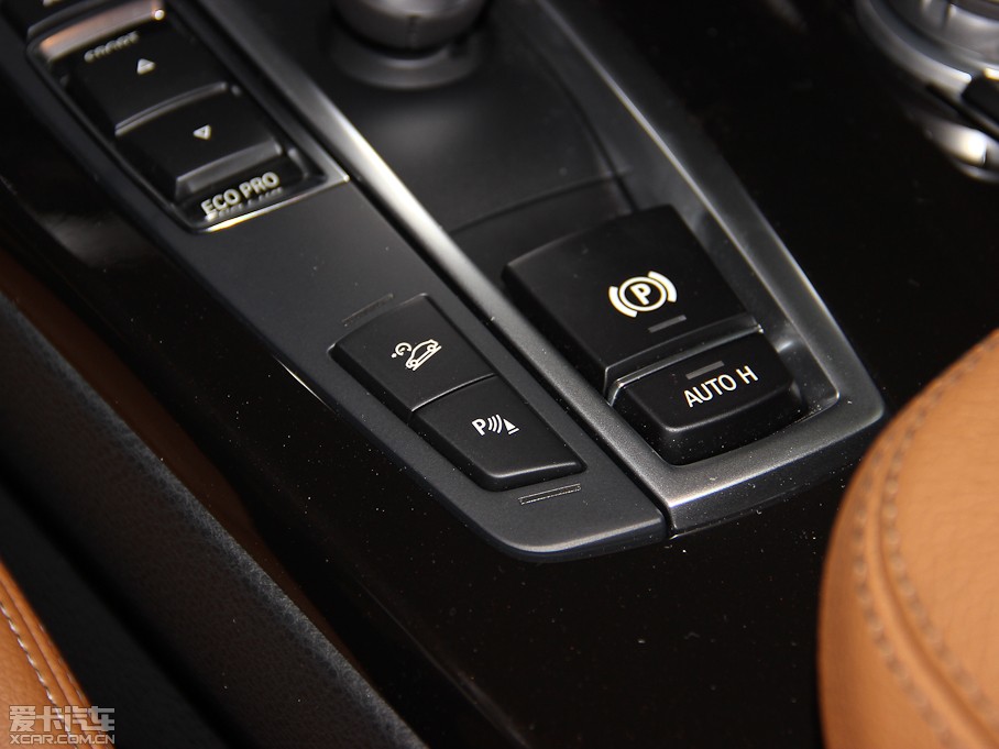 2014RX3Mڣ xDrive20i I