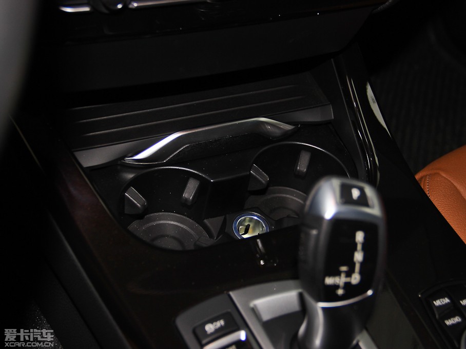 2014RX3Mڣ xDrive20i I