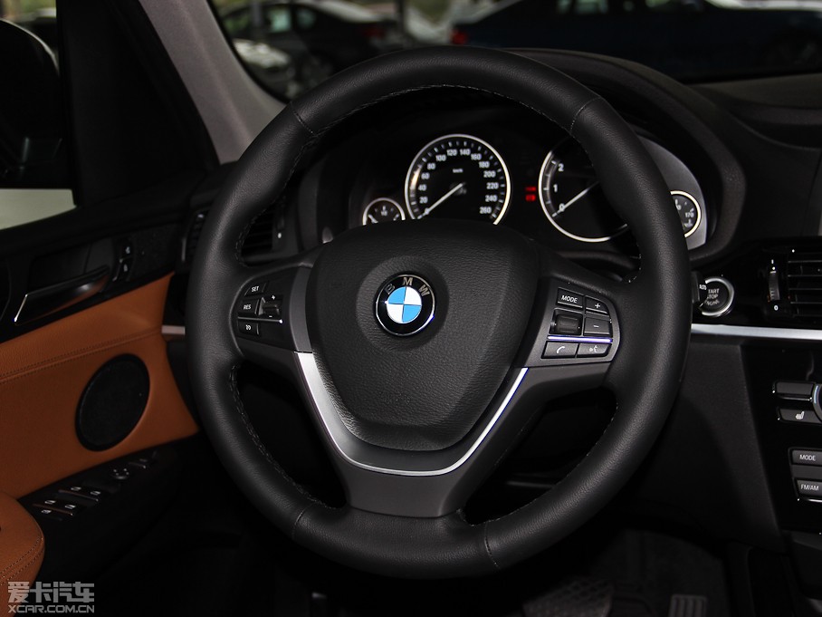 2014RX3Mڣ xDrive20i I