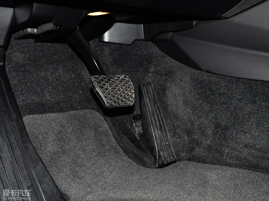 2014RX3Mڣ xDrive28i I