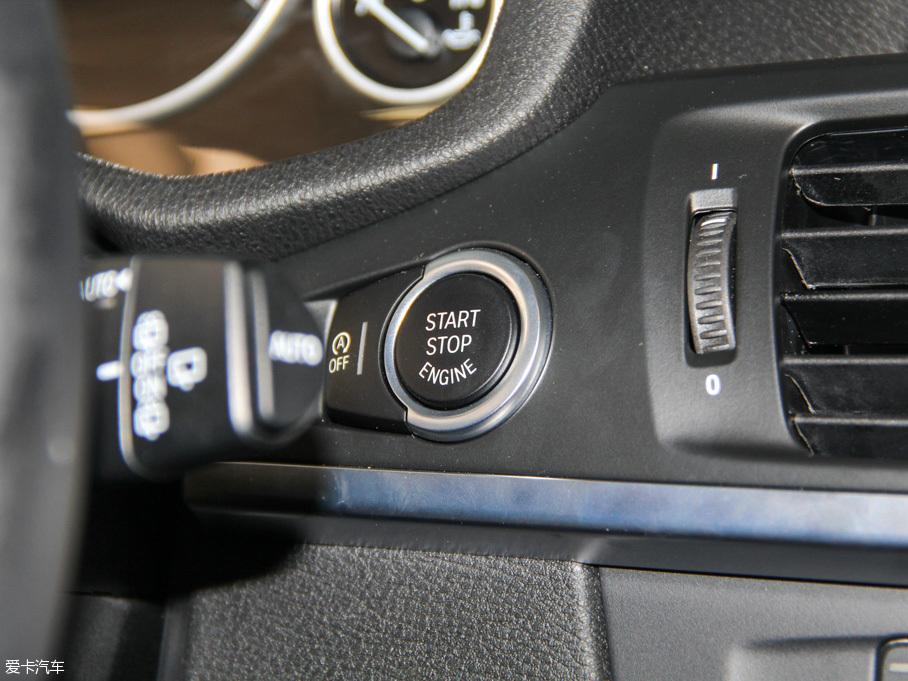 2014��RX3���M(j��n)�ڣ� xDrive20i �I(l��ng)����