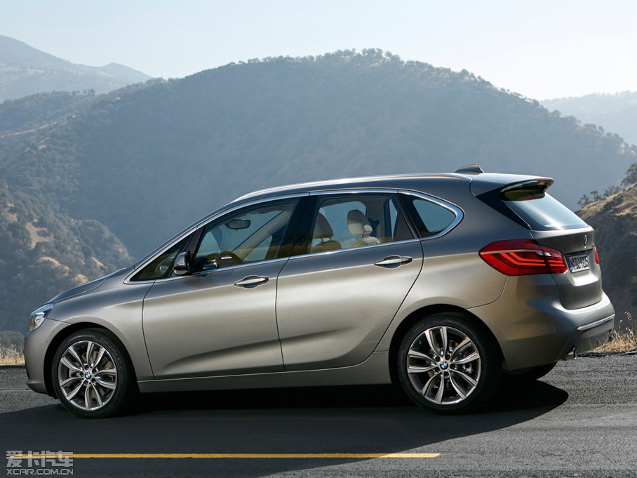 2015R2ϵ܇(M) 225i