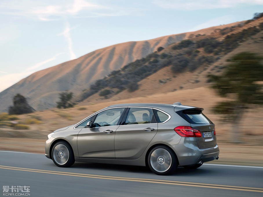 2015R2ϵ܇(M) 225i