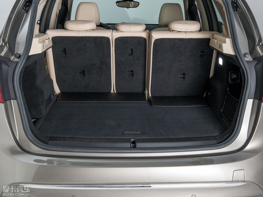 2015R2ϵ܇(M) 225i