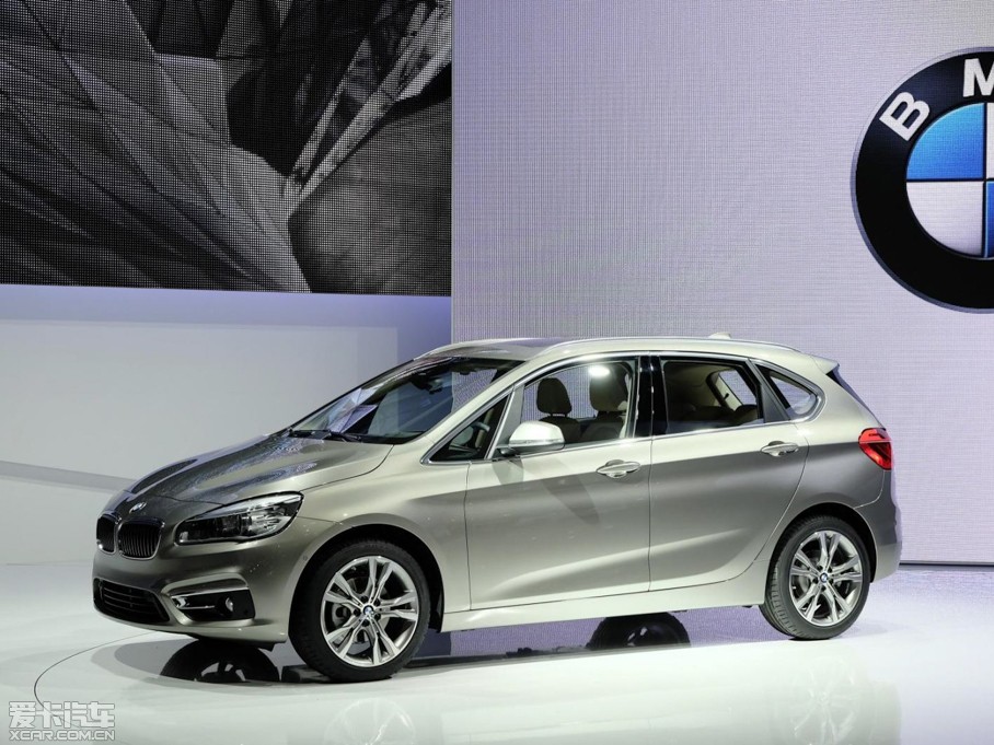 2015R2ϵ܇(M) 218d