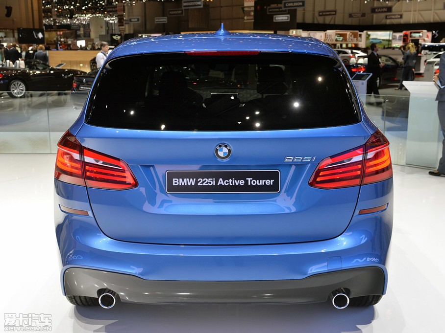 2015R2ϵ܇(M) 225i