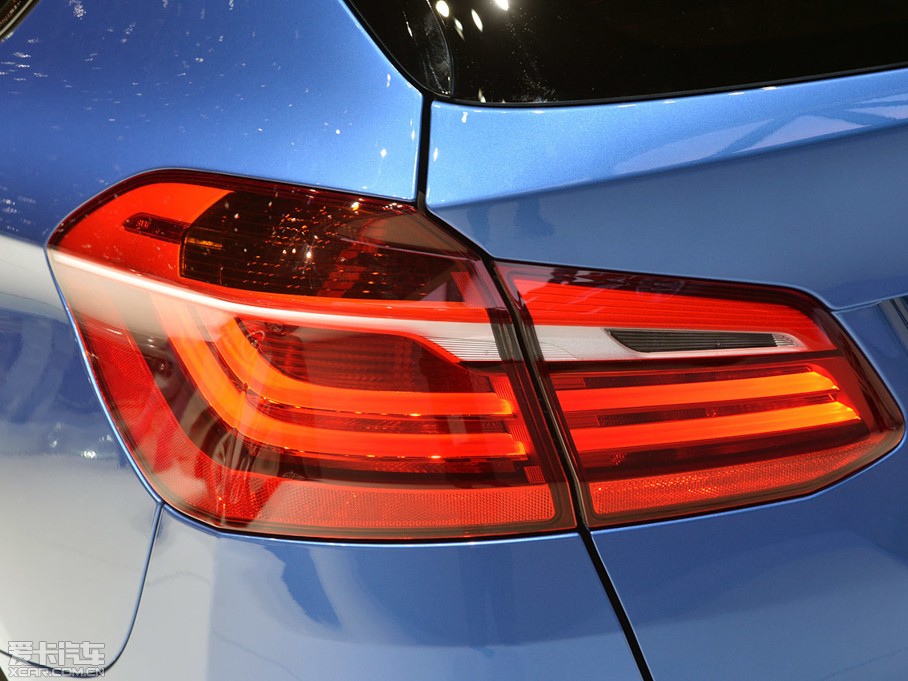 2015��R2ϵ����܇(�M��) 225i