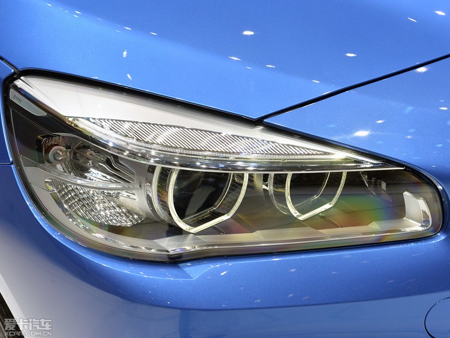 2015R2ϵ܇(M) 225i