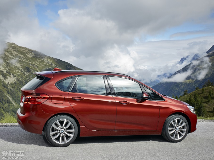 2015R2ϵ܇(M) 218d