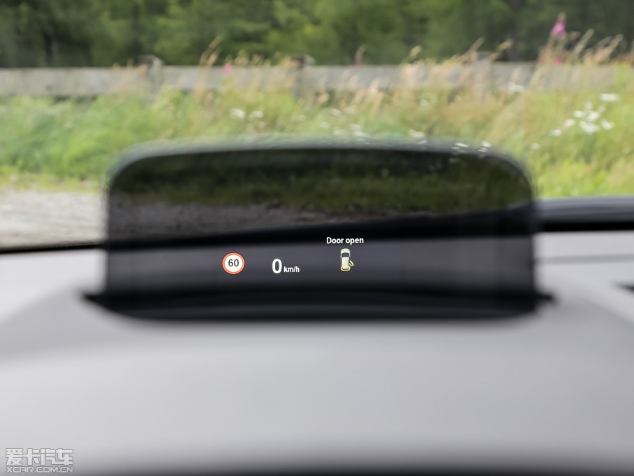 2015R2ϵ܇(M) 225i