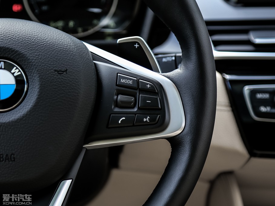 2015R2ϵ܇(M) 225i