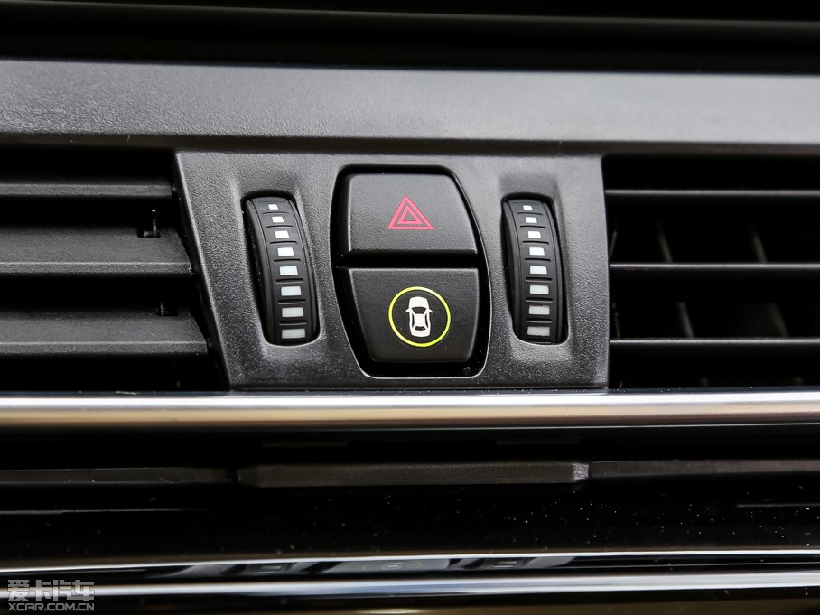 2015R2ϵ܇(M) 225i