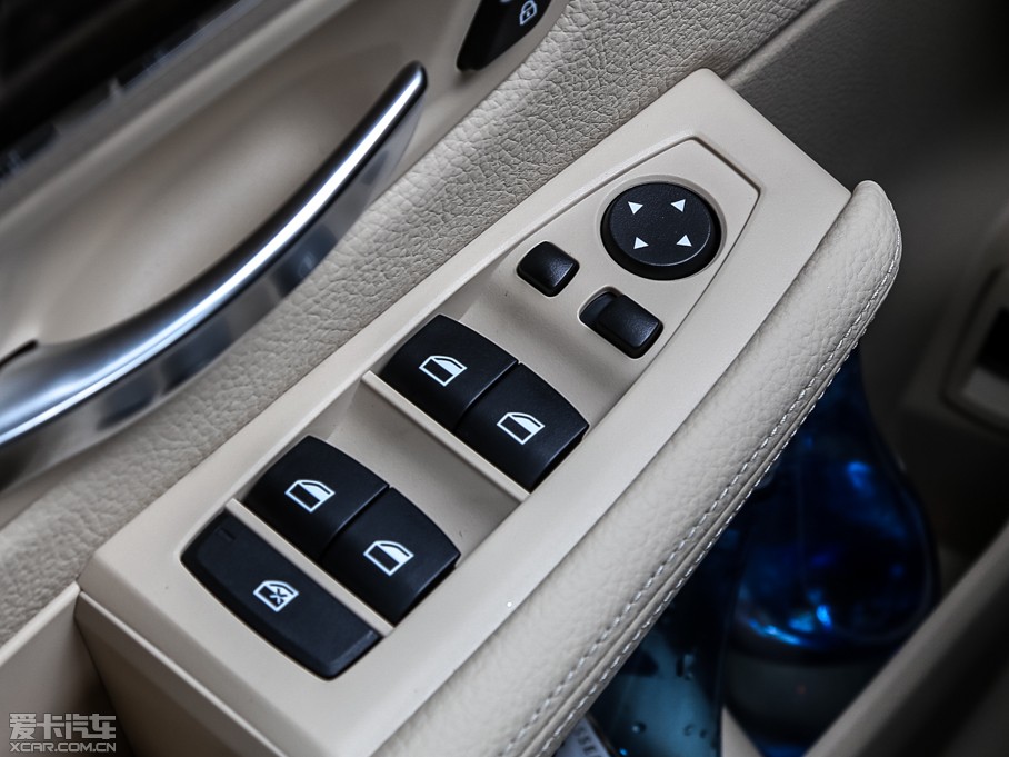 2015R2ϵ܇(M) 225i