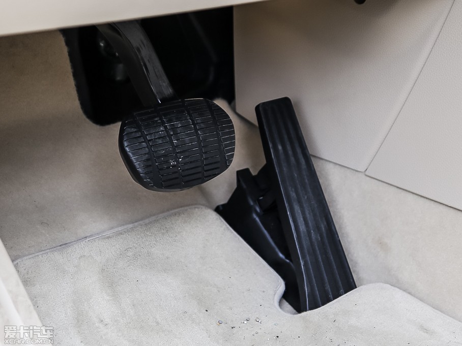 2015R2ϵ܇(M) 225i