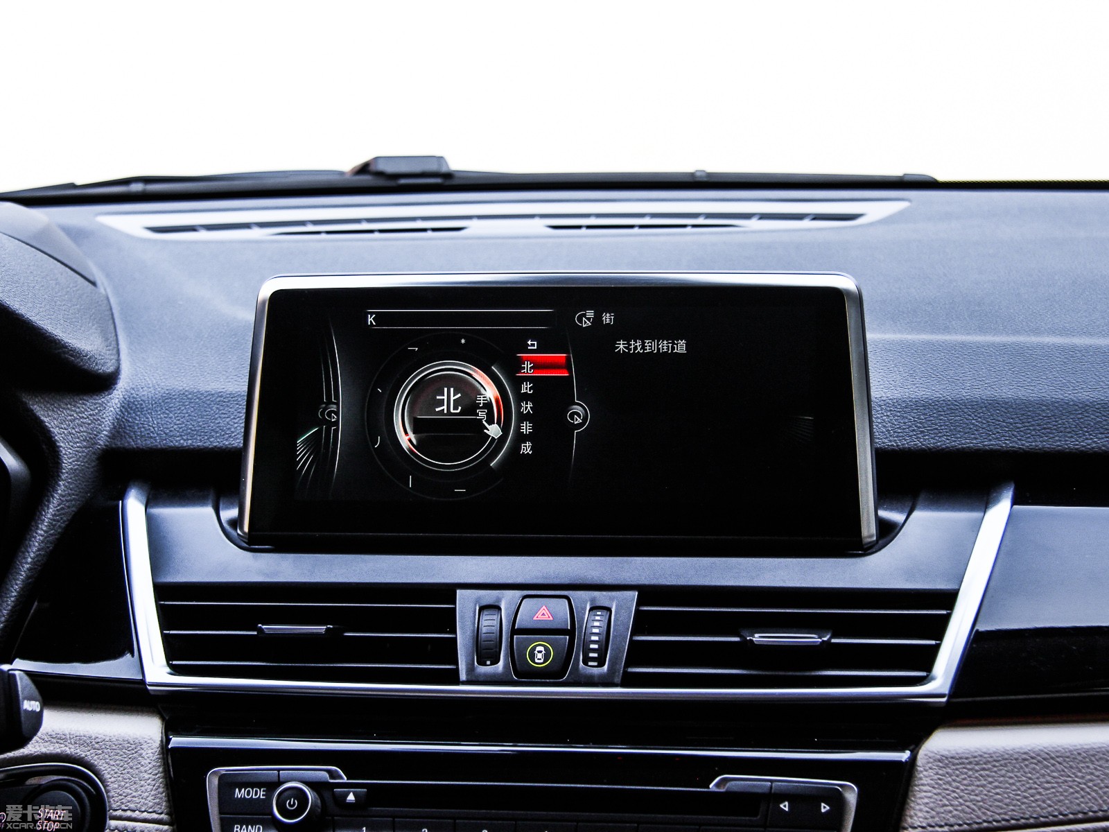 2015R2ϵ܇(M) 218i \OӋb